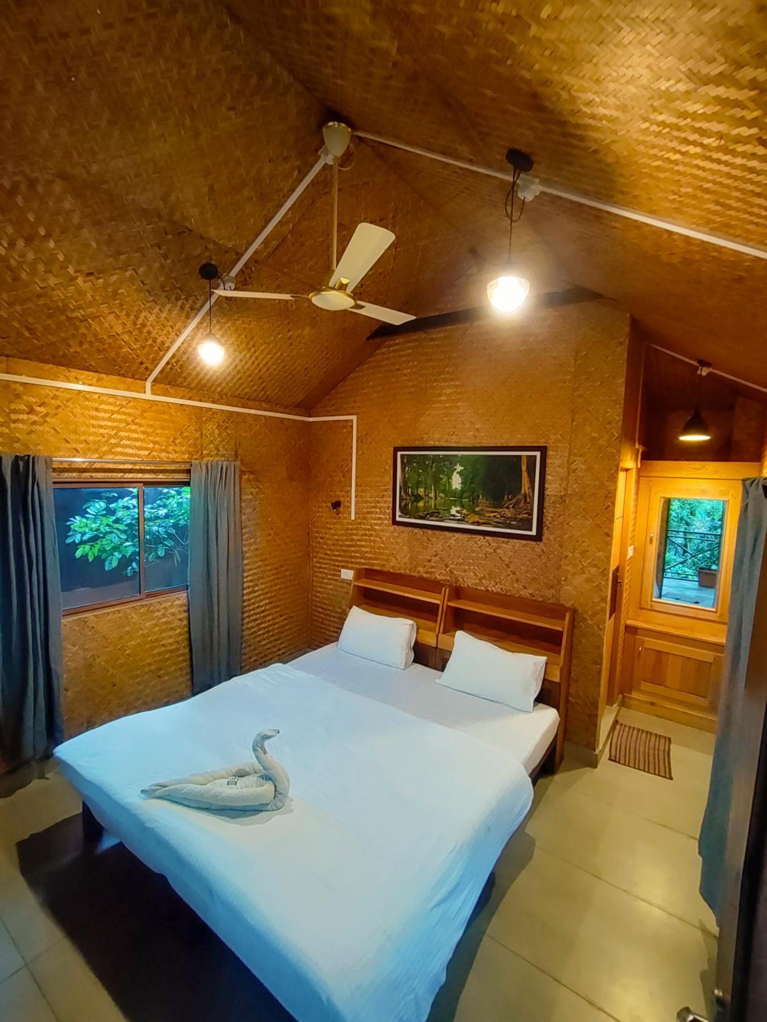 Monsoon Retreats Ecostay- Treehouse Thekkady Exterior foto